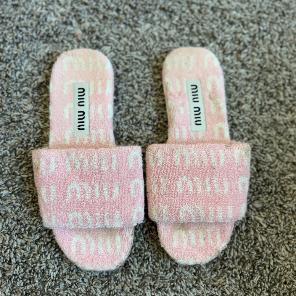 Miu Miu pink Logo terry cloth Pool Sandals slides - Picture 3 of 13